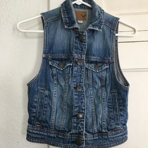 American Eagle Jean Vest